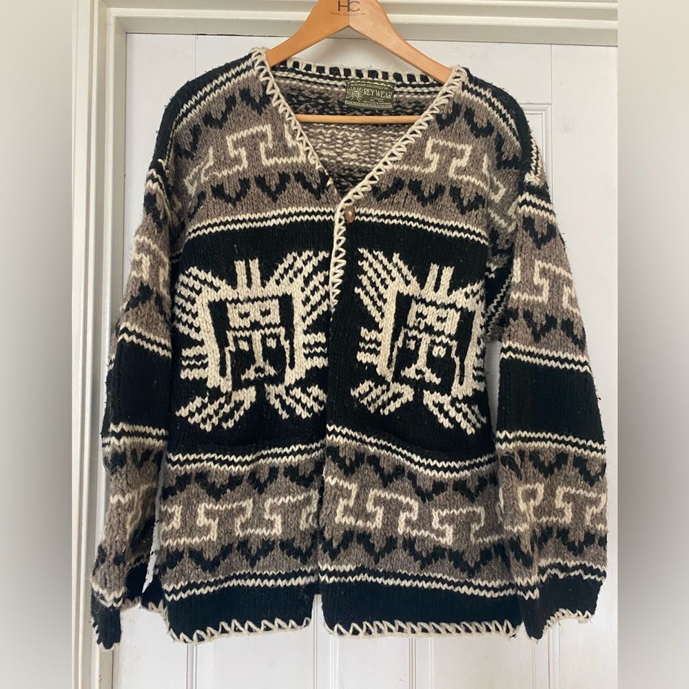 Vintage 100% heavyweight oversized wool cardigan
